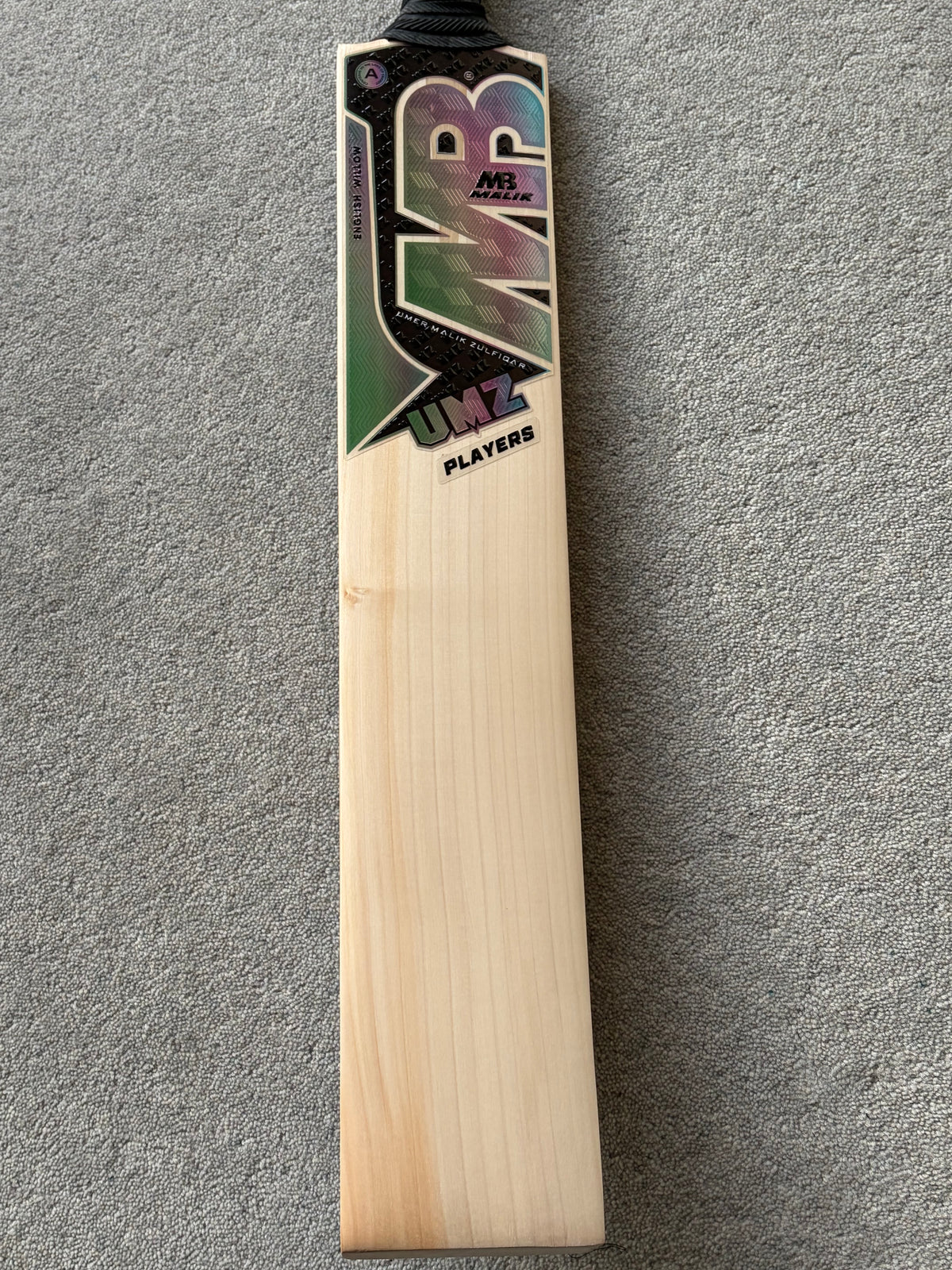 MB Malik UMZ Players Cricket Bat (2lb 10oz)