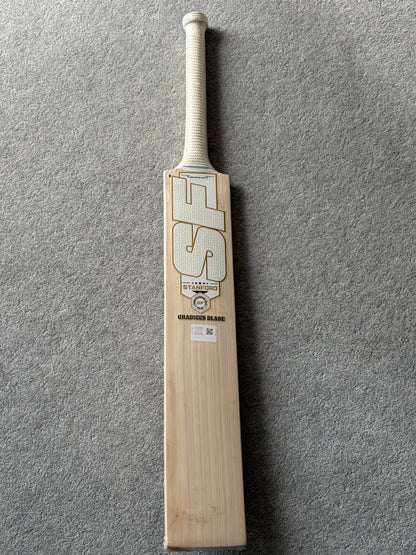 SF Gradiges Blade Cricket Bat (2lb 10oz)