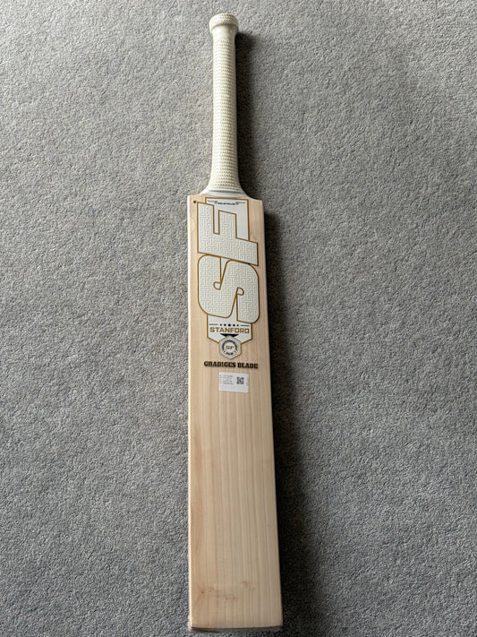 SF Gradiges Blade Cricket Bat (2lb 10oz)