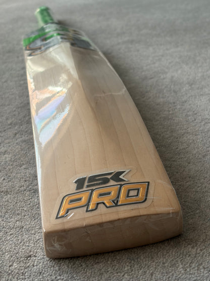 CA Pro 15k Cricket Bat (2lb 9oz)