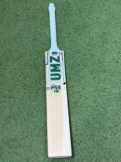 MB Malik Mohammed Rizwan Players Cricket Bat (2lb 10oz)