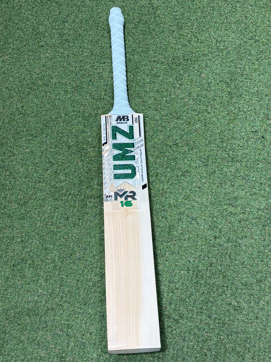 MB Malik Mohammed Rizwan Players Cricket Bat (2lb 10oz)