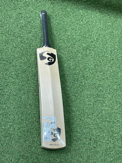 SG Sai Sudharshan Pro Cricket Bat (2lb 8oz)