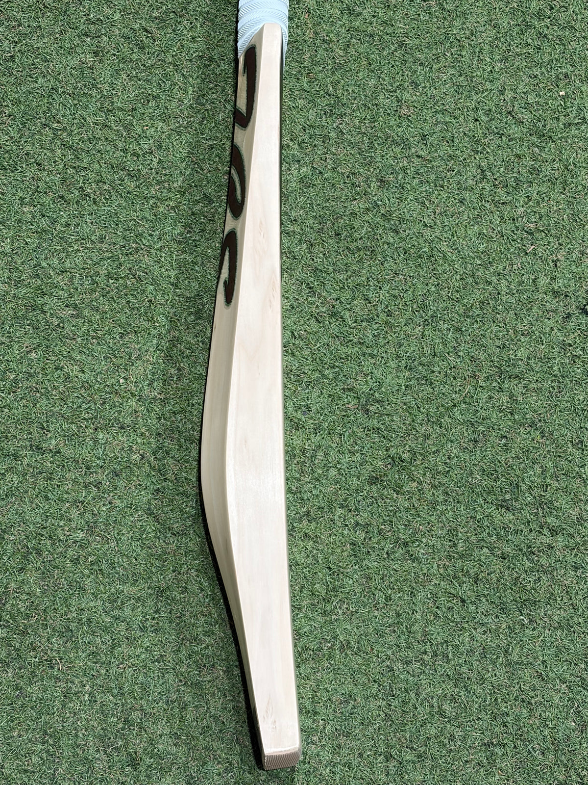 TCS Ruby Cricket Bat (2lb 10oz)