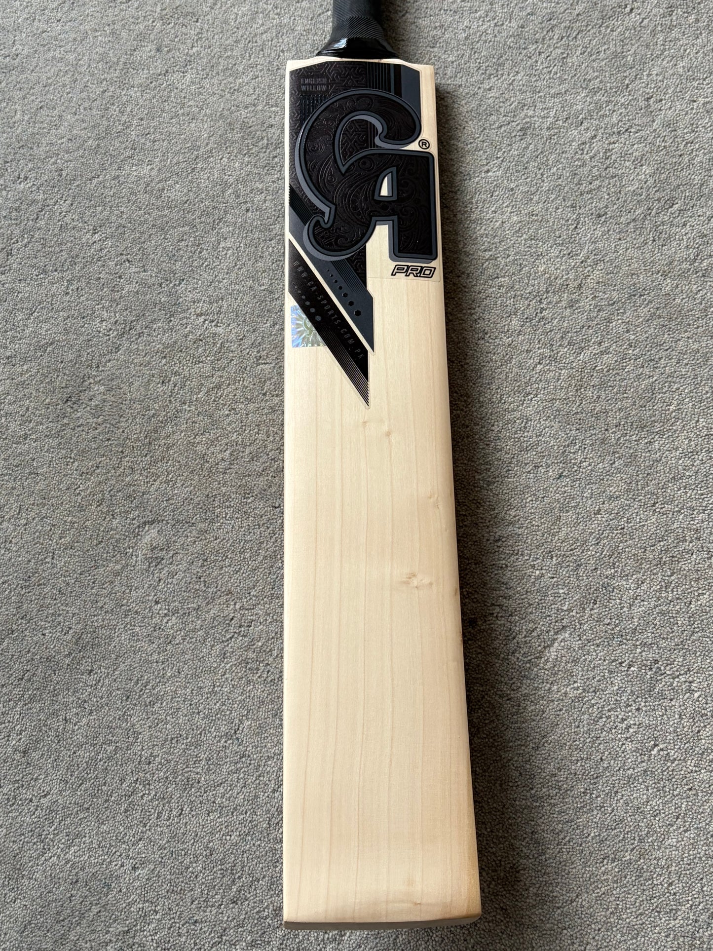 CA Pro Blackout Cricket Bat (2lb 8oz)