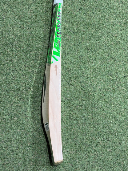 DSC Split 450 Cricket Bat (2lb 10oz)