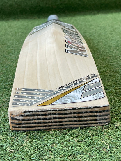 CA Gold Dragon Cricket Bat (2lb 7oz)