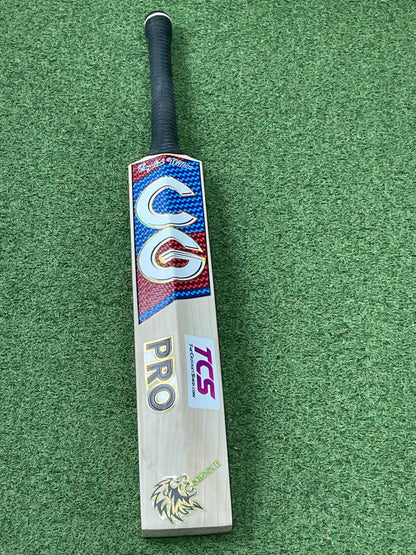 Cricket Groove Pro Cricket Bat (2lb 12oz)