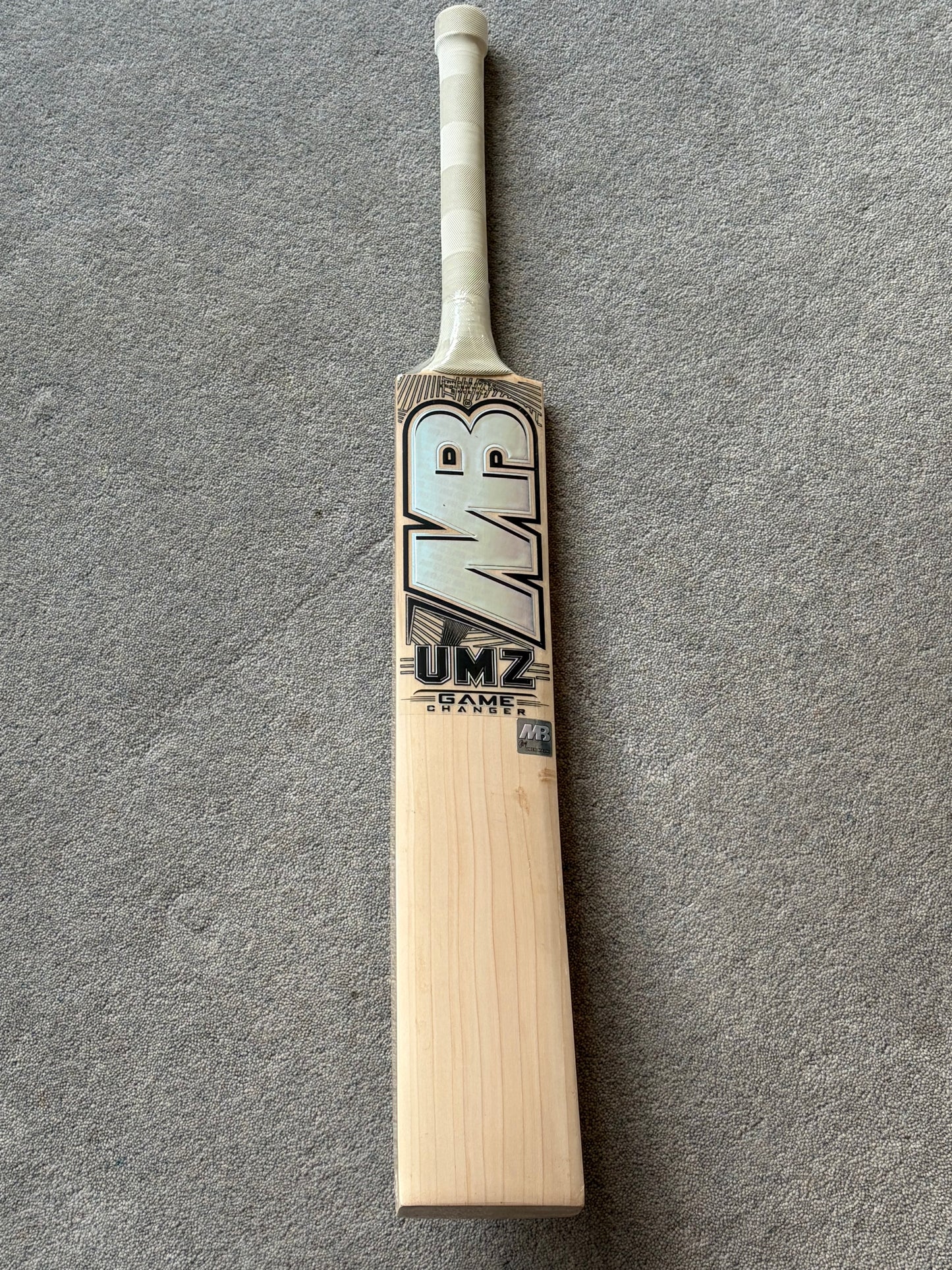 MB Malik Game Changer Players Cricket Bat (2lb 9oz)