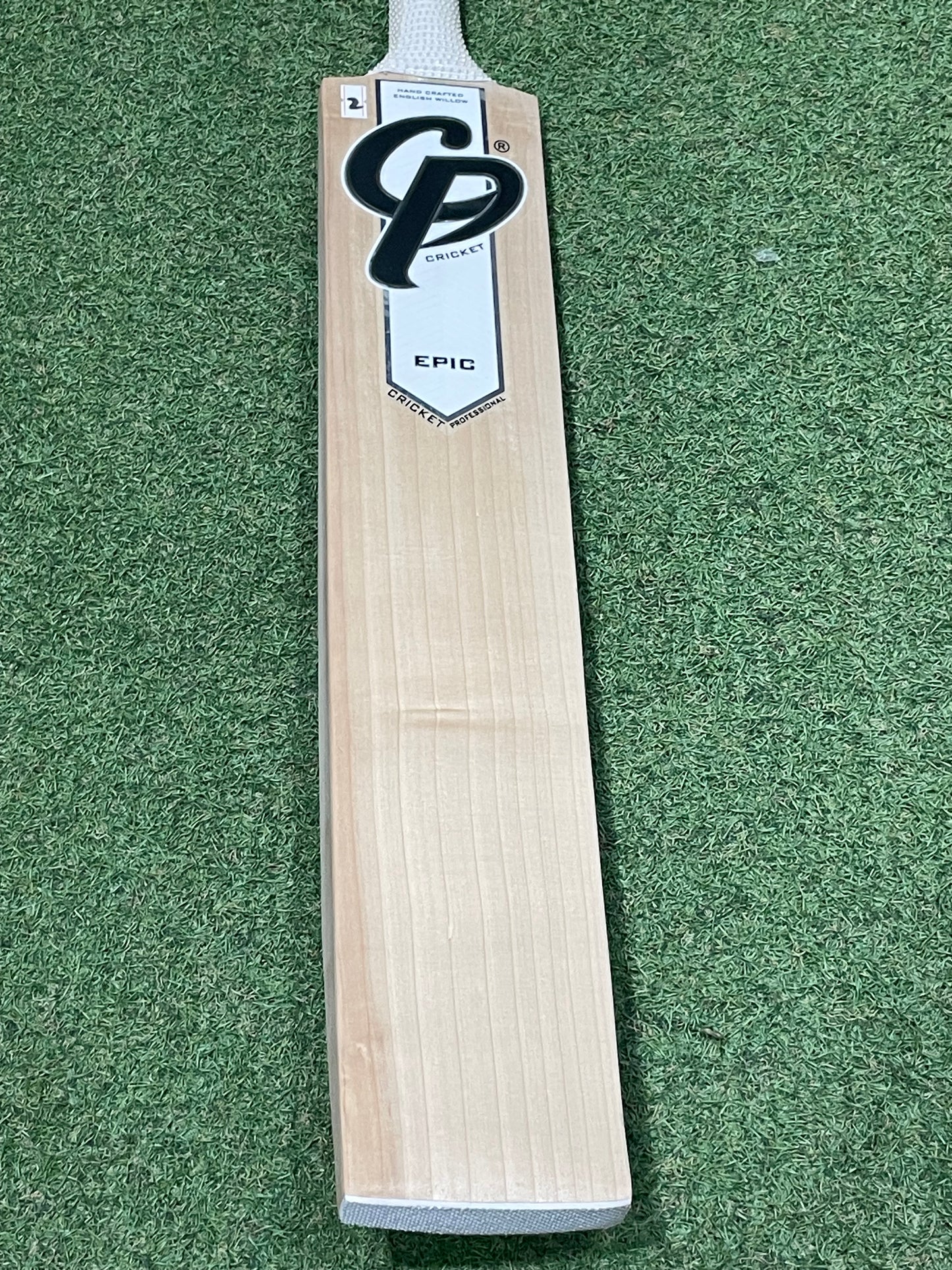 CP Epic Player Grade Cricket Bat (2lb 10oz)