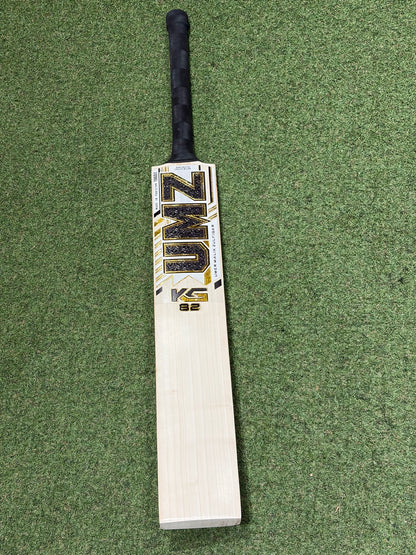 MB Malik Kamran Ghulam Players Cricket Bat (2lb 9oz)