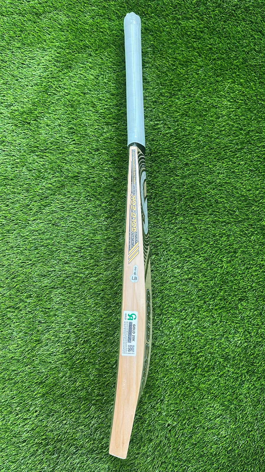 CA Gold 20k Cricket Bat (2lb 6oz)