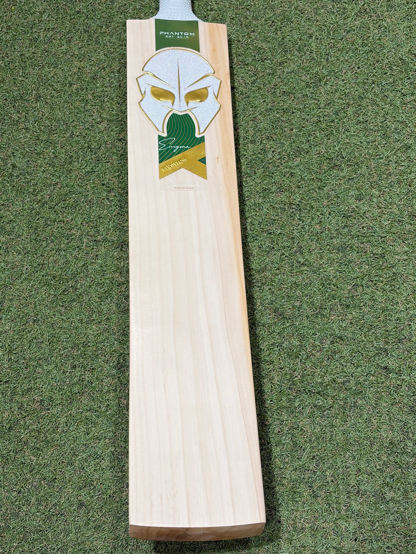Phantom Enigma Pro Locker Cricket Bat (2lb 9oz)