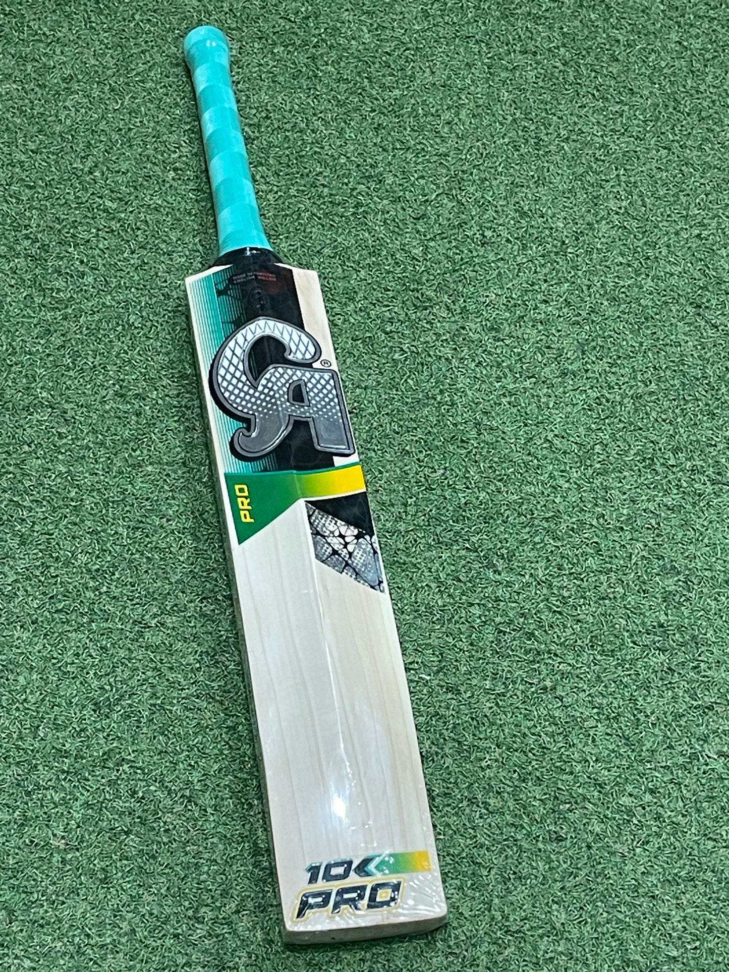 CA Pro 10000 Cricket Bat (2lb 7oz)