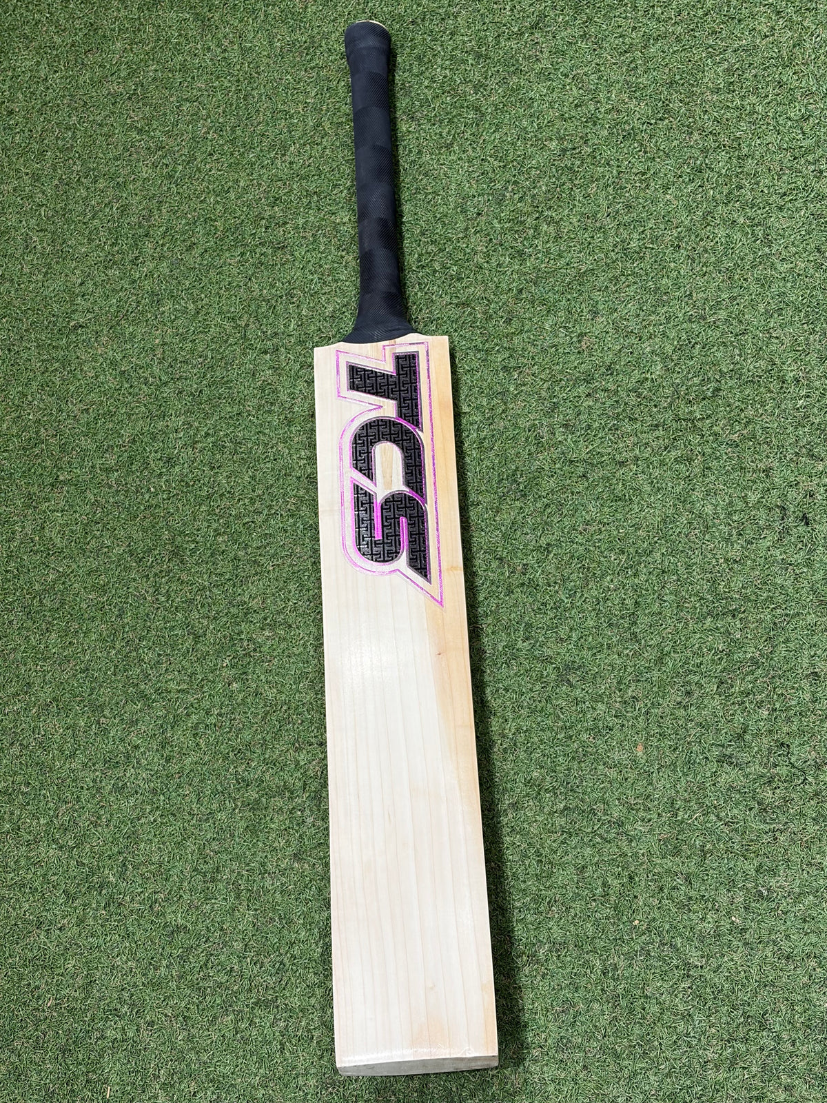 TCS Black/Pink Cricket Bat (2lb 9oz)