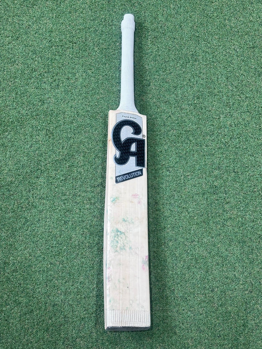 Used CA Revolution Cricket Bat (2lb 9oz)