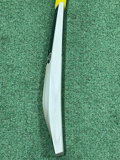 TCS Sapphire Player Short Blade Long Handle Cricket Bat (2lb 11oz)