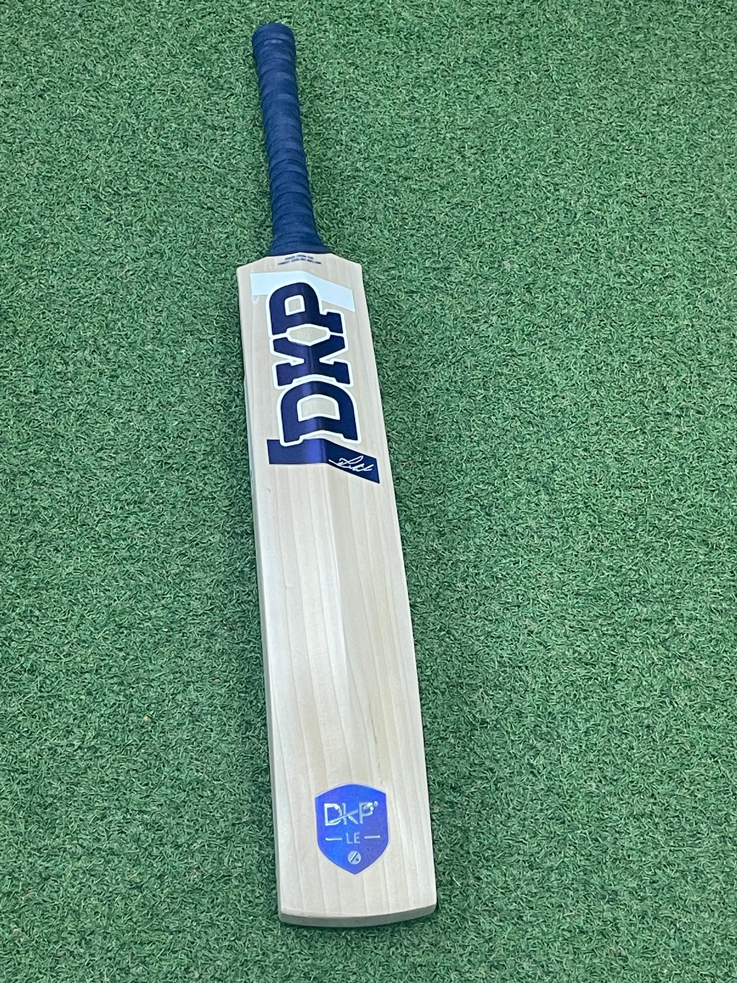 DKP Limited Edition Purple Cricket Bat (2lb 10oz)