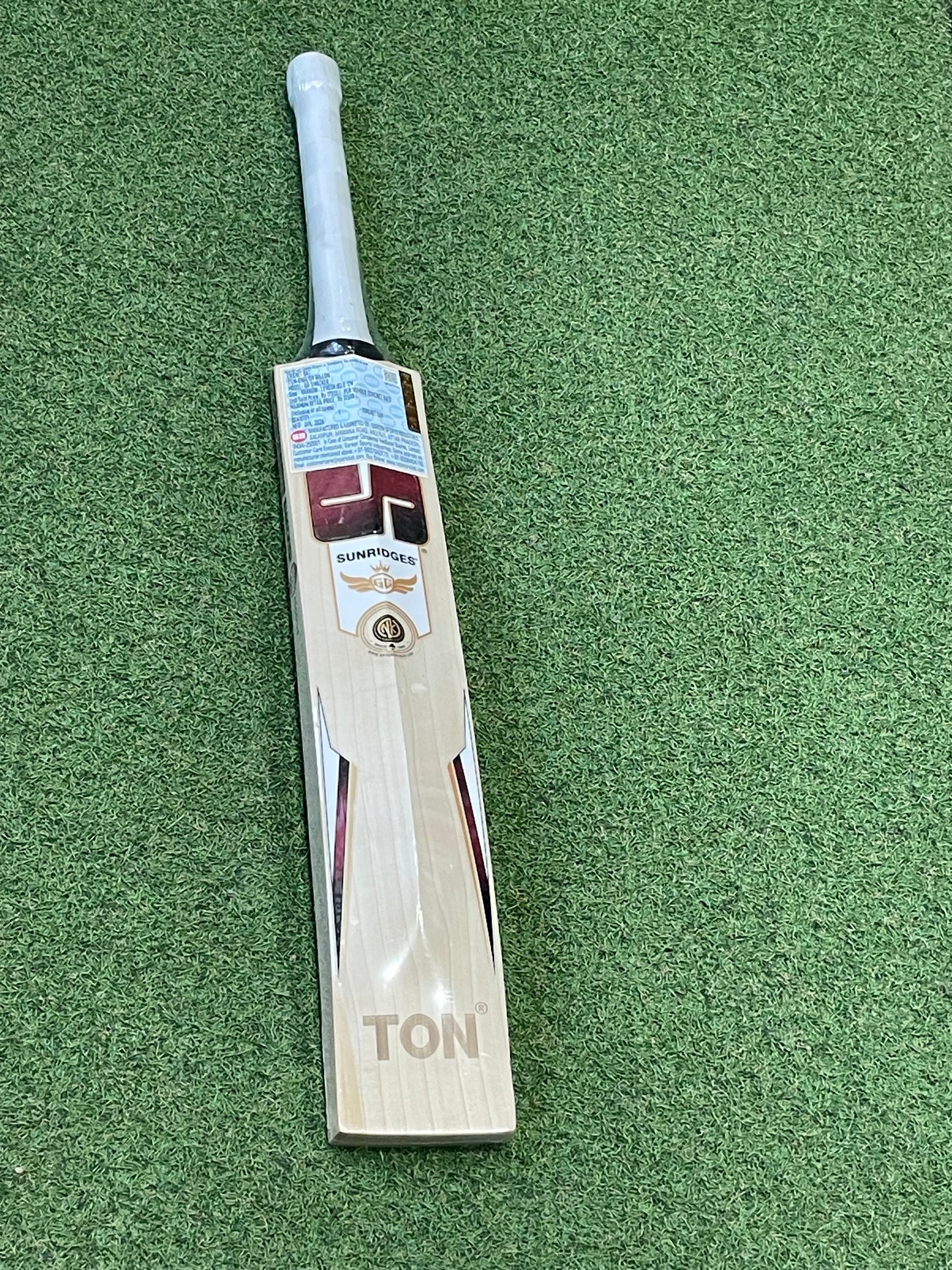 SS Smacker Extreme Harrow Junior Cricket Bat (2lb 7oz)