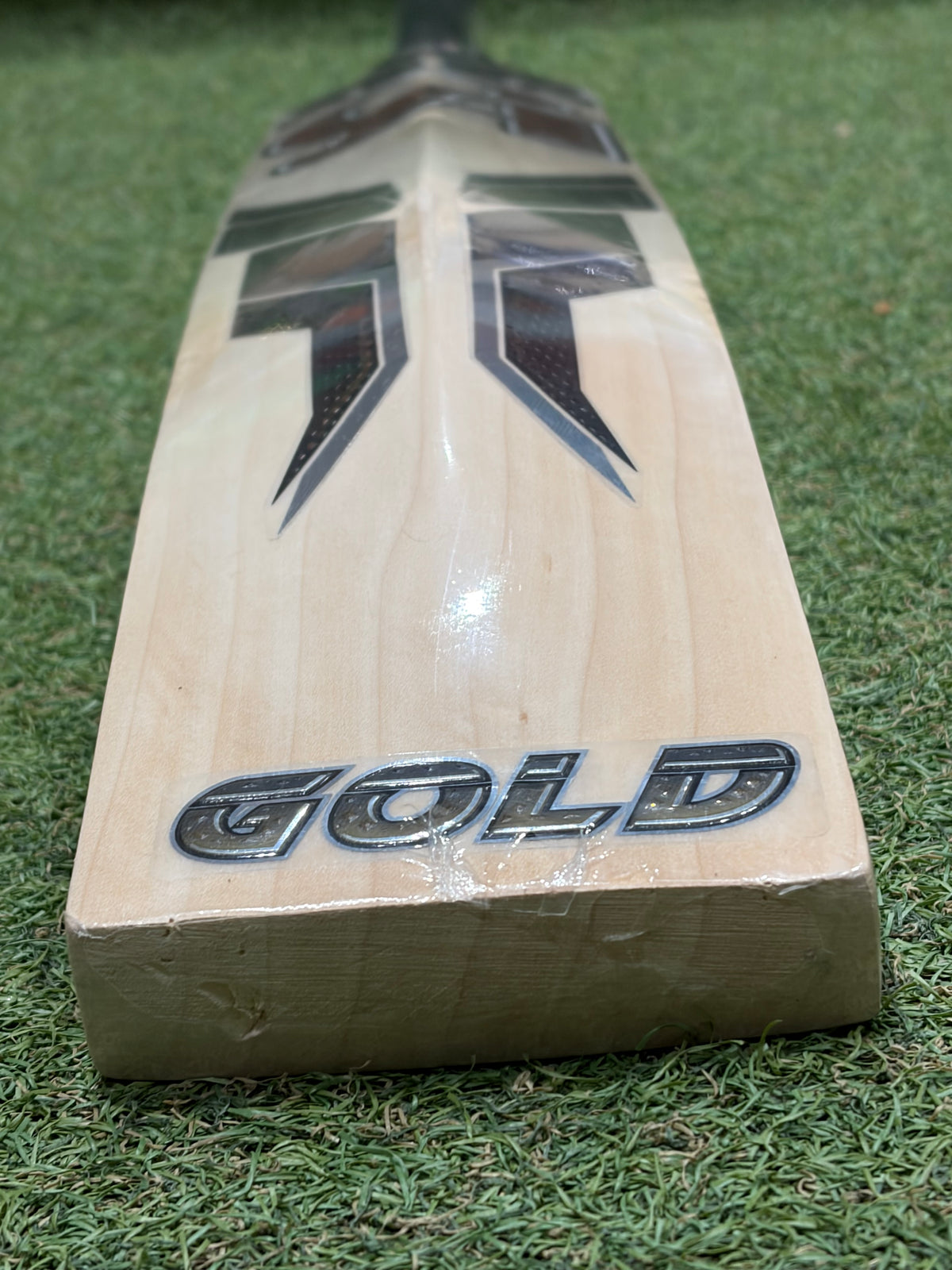 CA Gold 18000 Cricket Bat (2lb 8oz)