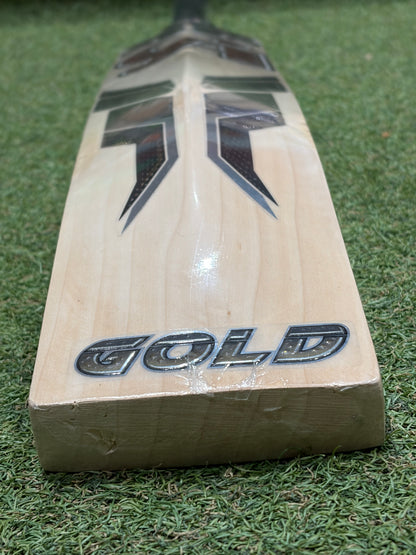 CA Gold 18000 Cricket Bat (2lb 8oz)
