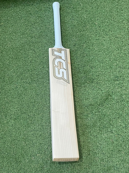 TCS Classic Cricket Bat (2lb 11oz)