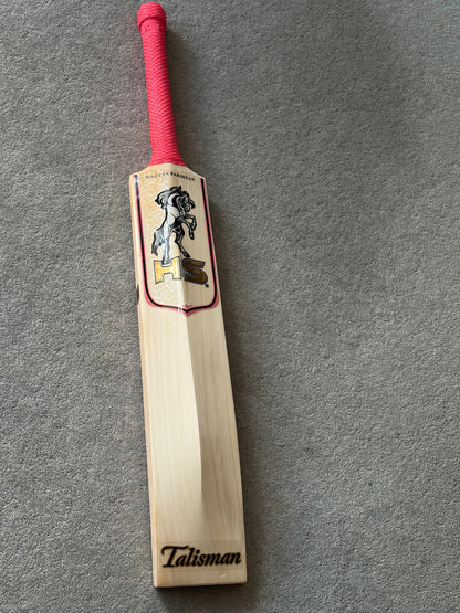 HS Pro Tailsman Cricket Bat (2lb 10oz)