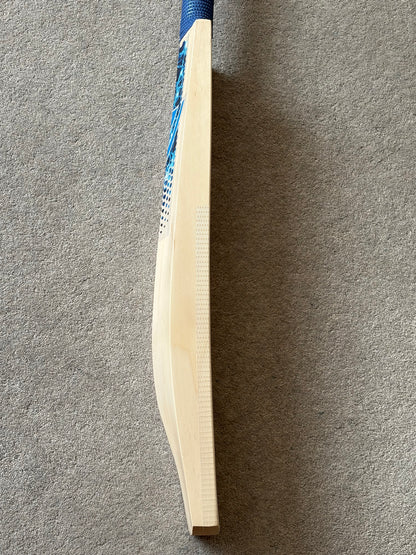 Vader Sports Performance Edition Cricket Bat (2lb 10oz)