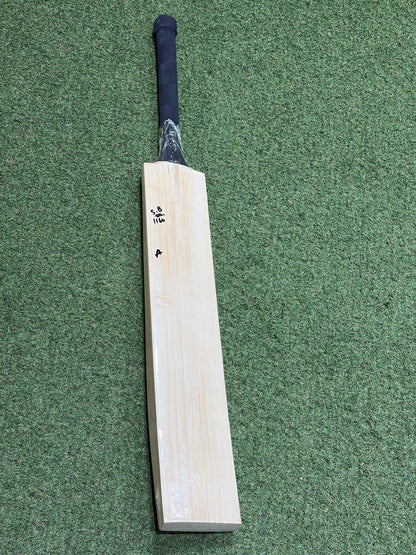 MB Malik UMZ Plain Players Cricket Bat (2lb 9oz)