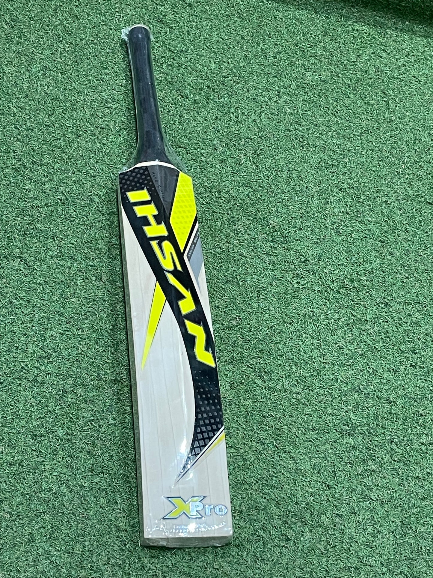 Ihsan X Pro Cricket Bat (2lb 7oz)