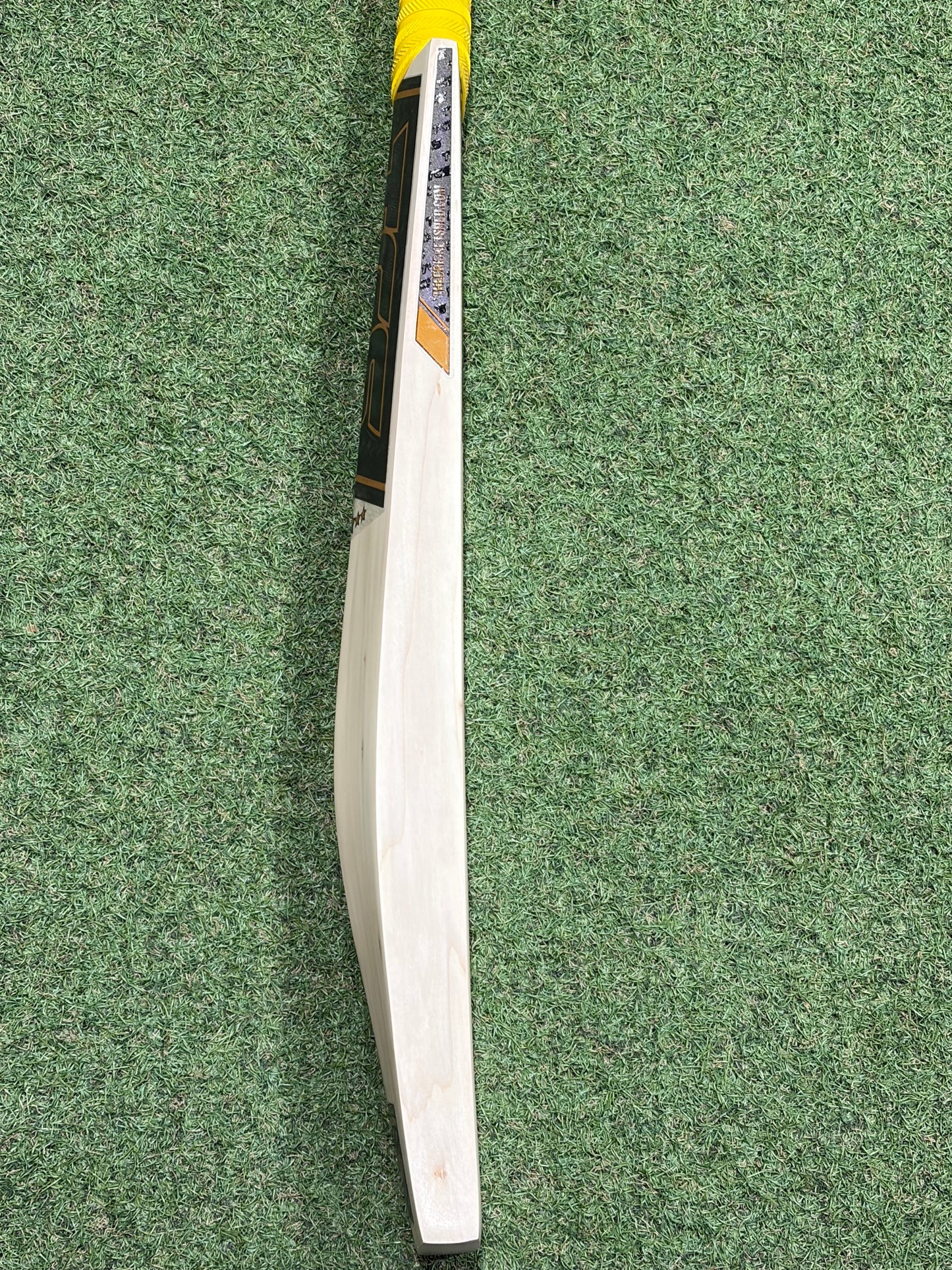 TCS Black Gold Cricket Bat (2lb 10oz)