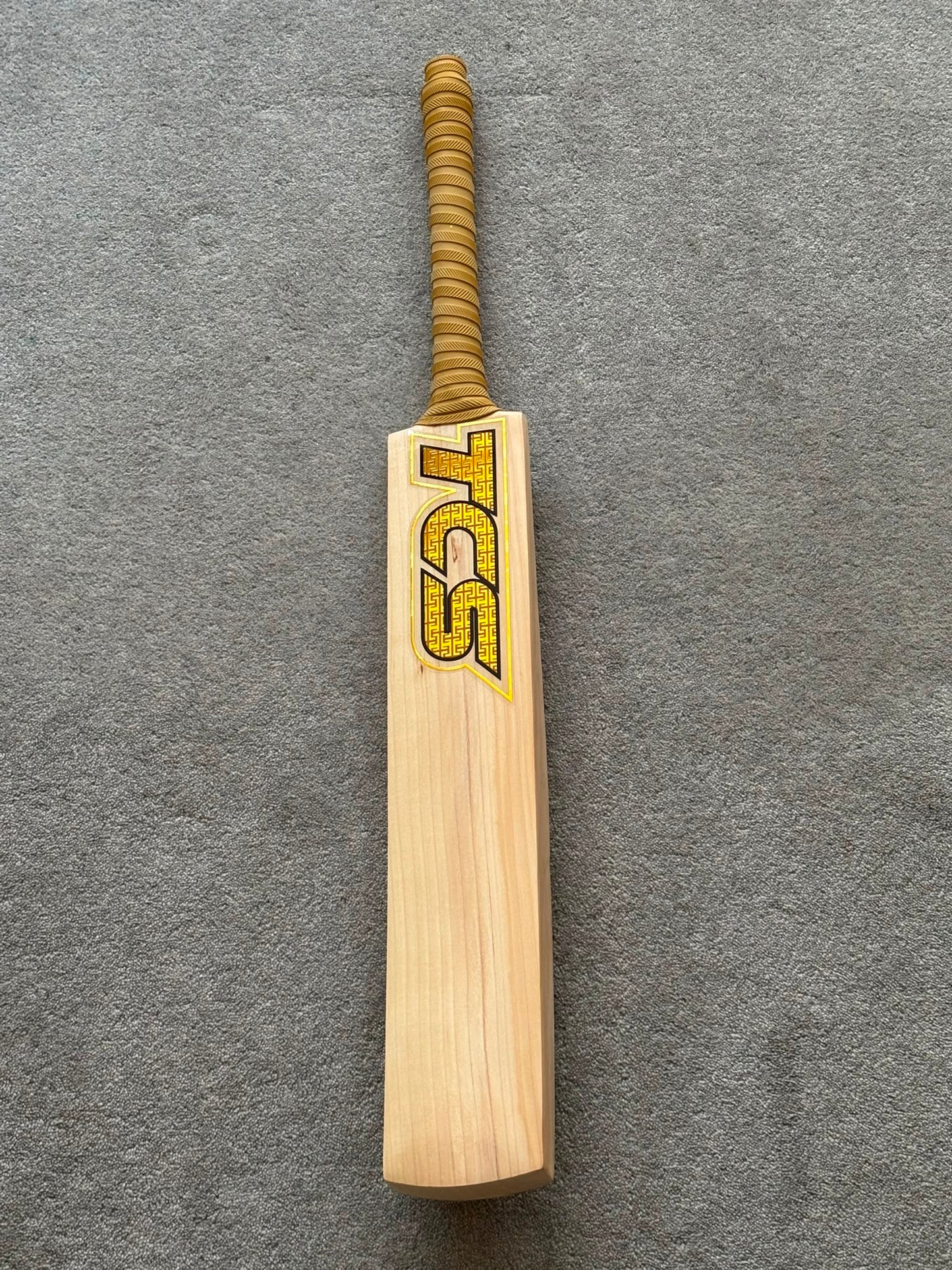TCS Gold Edition Cricket Bat (2lb 9oz)