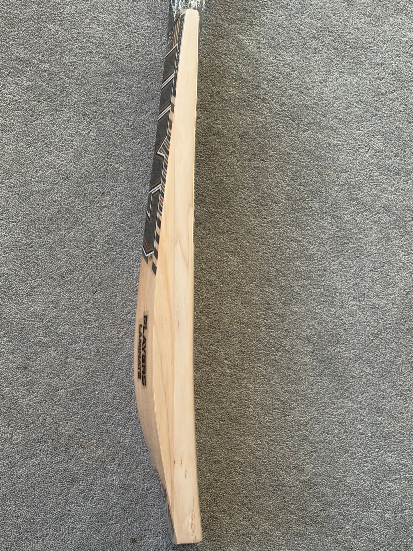 MB Malik UMZ Players Laminate (Double Wood) Cricket Bat (2lb 9oz)