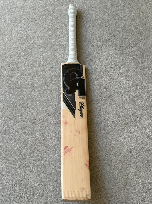 Used CA Blackout Players Cricket Bat (2lb 10oz)