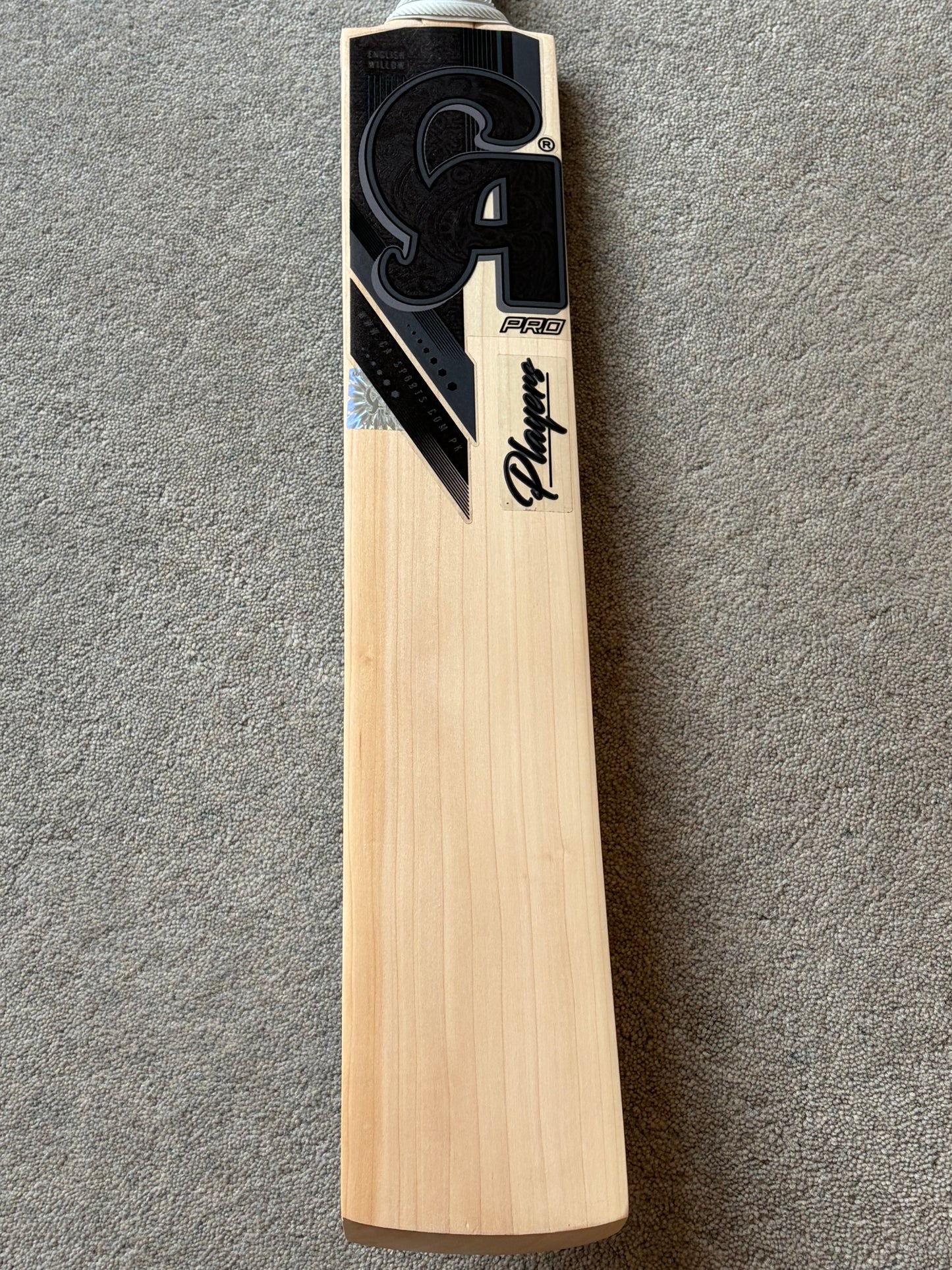 CA Pro Blackout Players Cricket Bat (2lb 10oz)