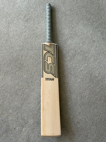 TCS Titan Cricket Bat (2lb 8oz)