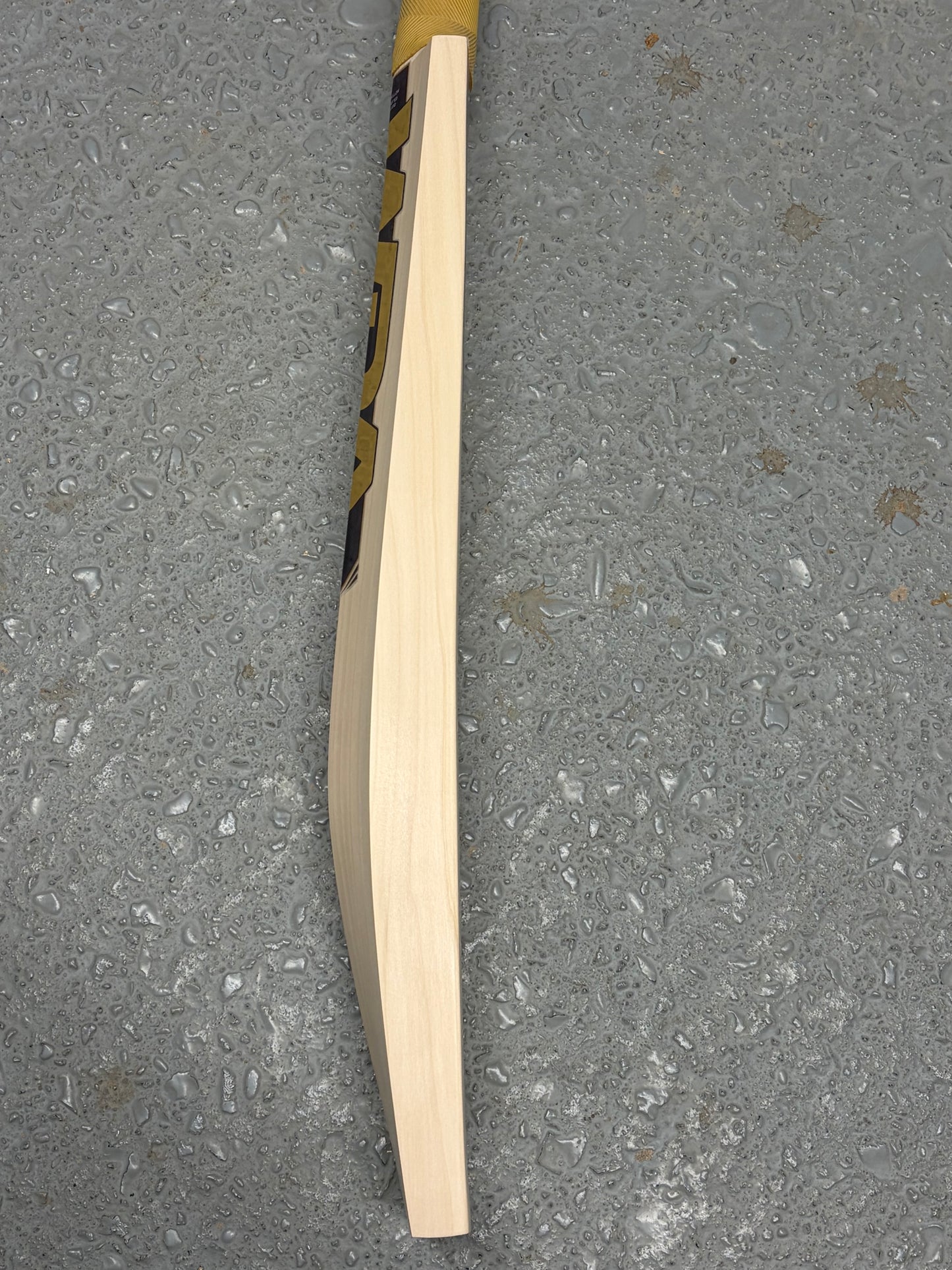 WDA Grade 1 Blue Willow Cricket Bat (2lb 10oz)