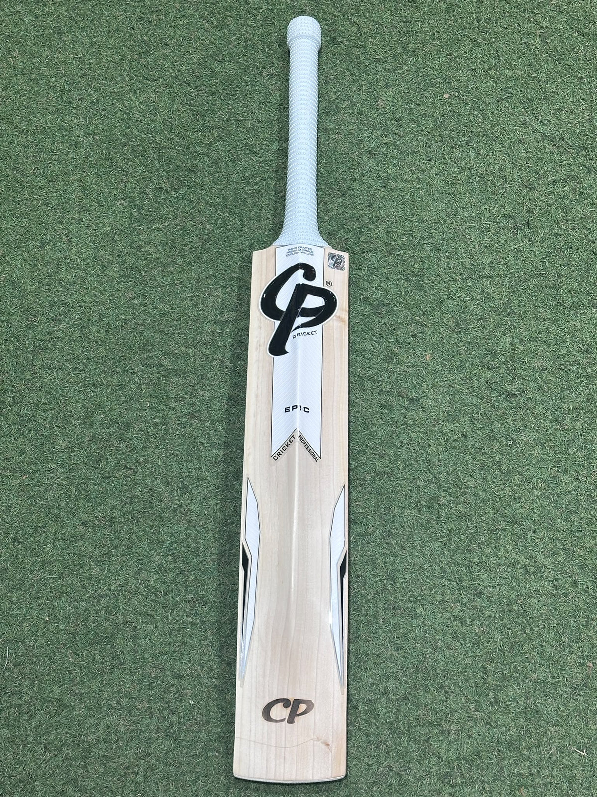 CP Epic Player Grade Cricket Bat (2lb 11oz)
