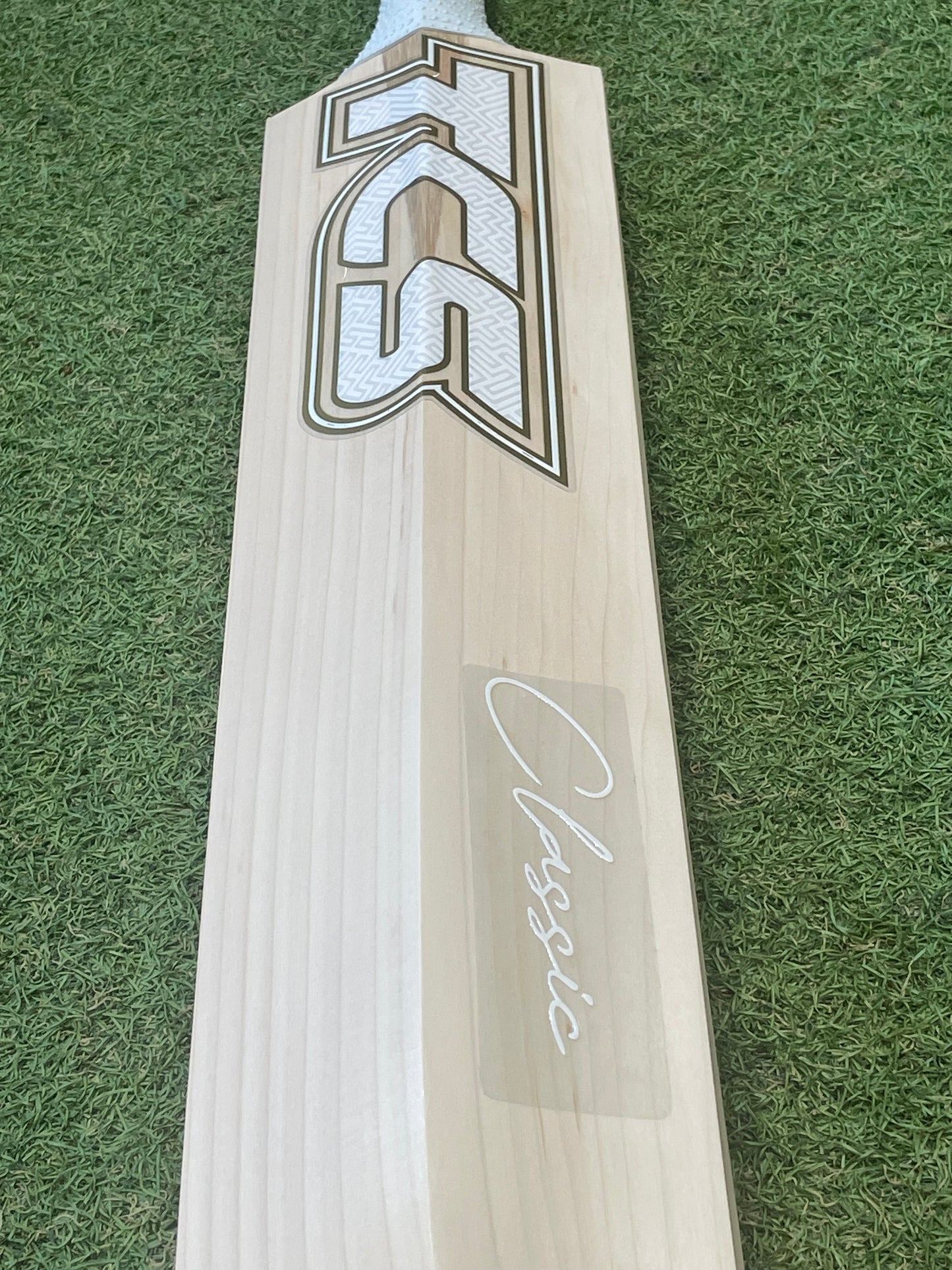 TCS Classic Cricket Bat (2lb 11oz)