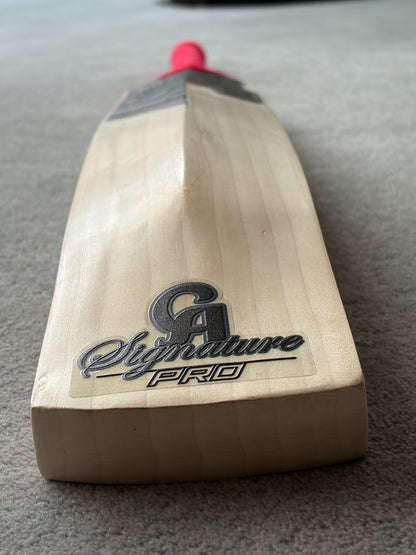 CA Pro Blackout Signature Cricket Bat (2lb 8oz)