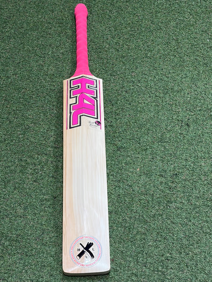 Hell 4 Leather (H4L) Pro Grade Cricket Bat (2lb 10oz)