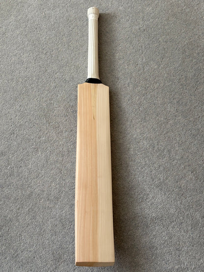 HS Plain Cricket Bat (2lb 10oz)