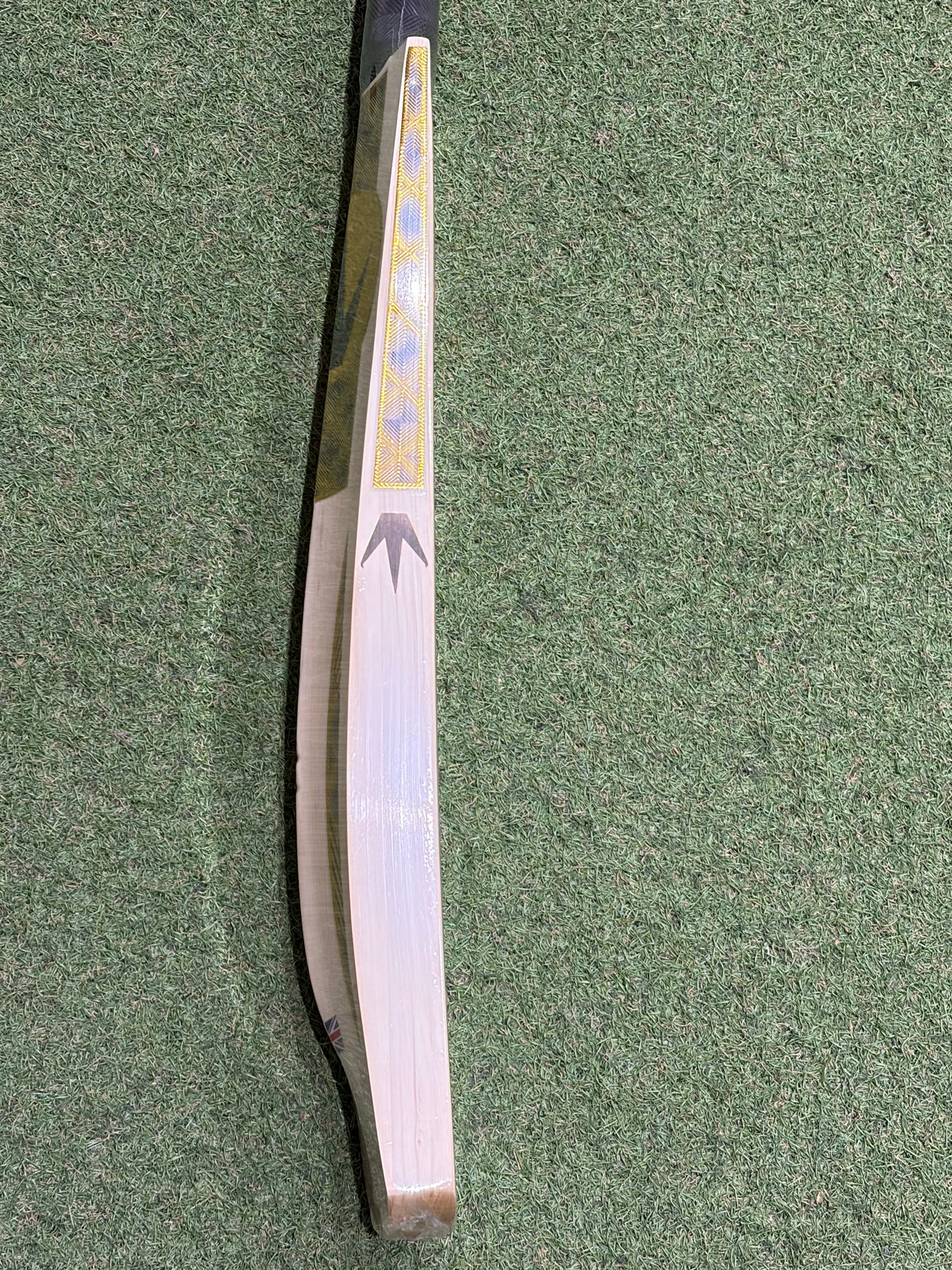 MIDS Players Laminate (Double Wood) Cricket Bat (2lb 9oz)