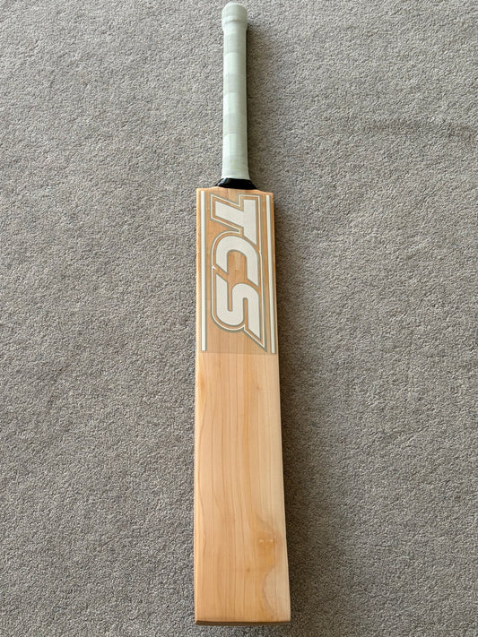 TCS White Butterfly Cricket Bat (2lb 8oz)
