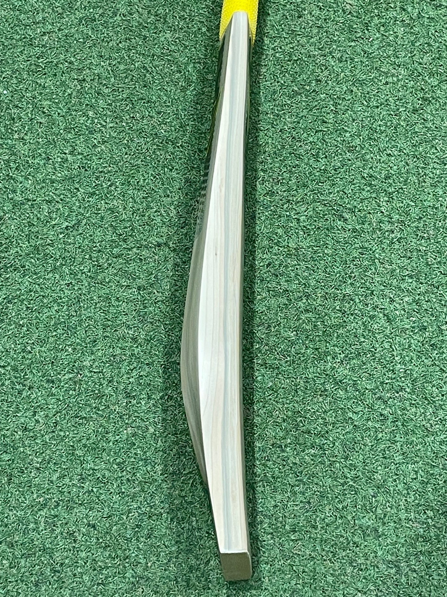 Vader Sports Limited Edition Cricket Bat (2lb 10oz)