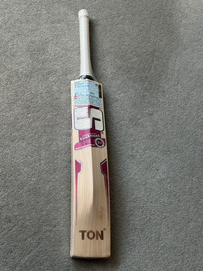 SS Ton Tim Seifert Players Harrow Junior Cricket Bat (2lb 5oz)