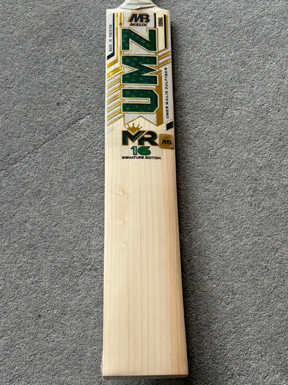 MB Malik Mohammed Rizwan Players Cricket Bat (2lb 8oz)