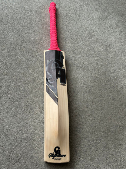 CA Pro Blackout Signature Cricket Bat (2lb 8oz)