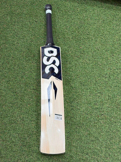 DSC Blak 222 Cricket Bat (2lb 9oz)