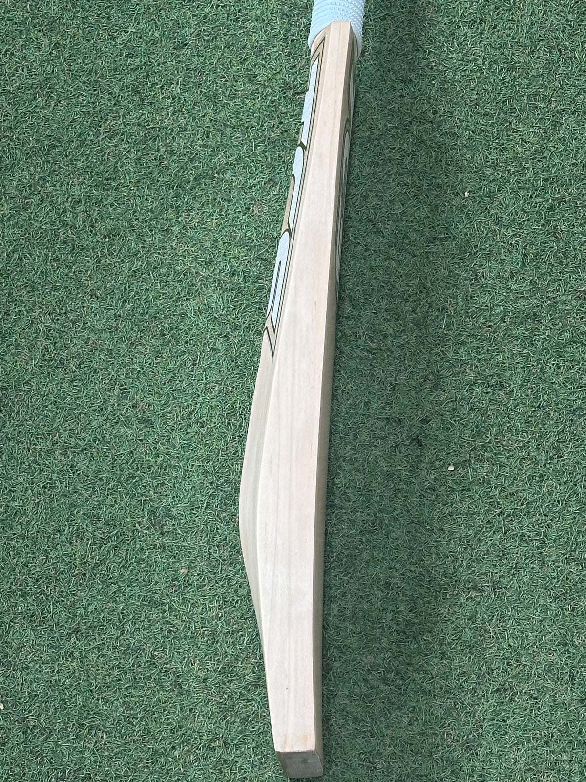 TCS White Custom Cricket Bat (2lb 9oz)